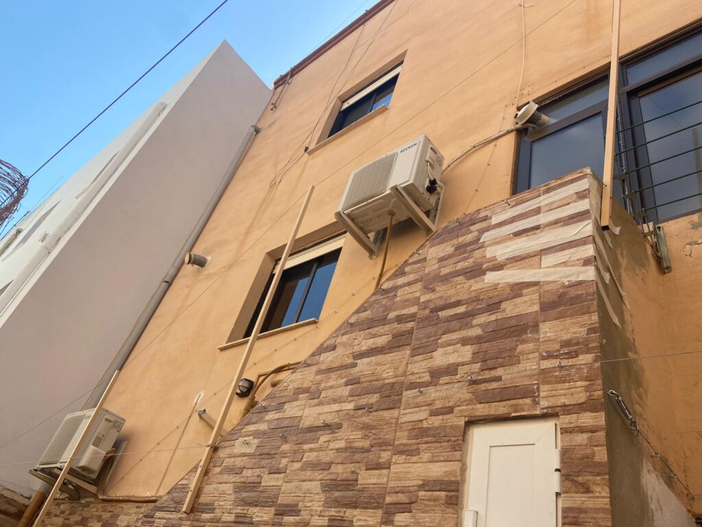 Espectacular instalación redes seguridad gatos adosado escalera patio luces garaje balcón ventanas