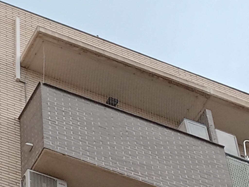 Instalación de red de seguridad para niños en Quart de Poblet