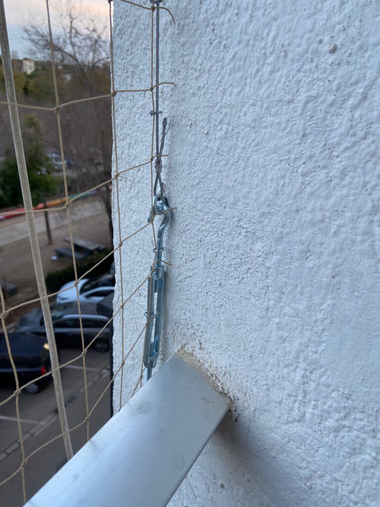 Instalaciones personalizadas a las salvedades de los balcones