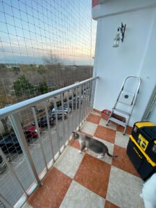 Instalaciones personalizadas a las salvedades de los balcones