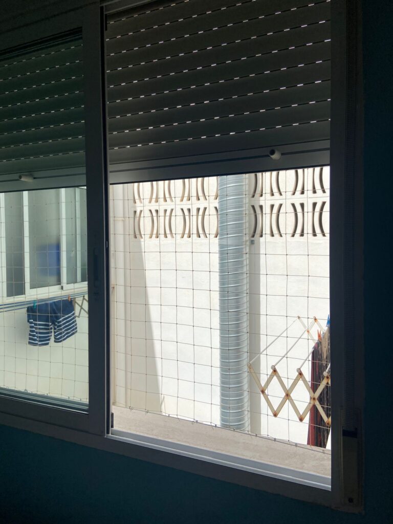Instalación de red para niños en balcón y ventanas Moncofar