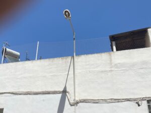 Mega instalación de red para gatos 🐱 ampliación del muro de la terraza con mástiles y red