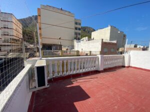 Mega instalación de red para gatos 🐱 ampliación del muro de la terraza con mástiles y red