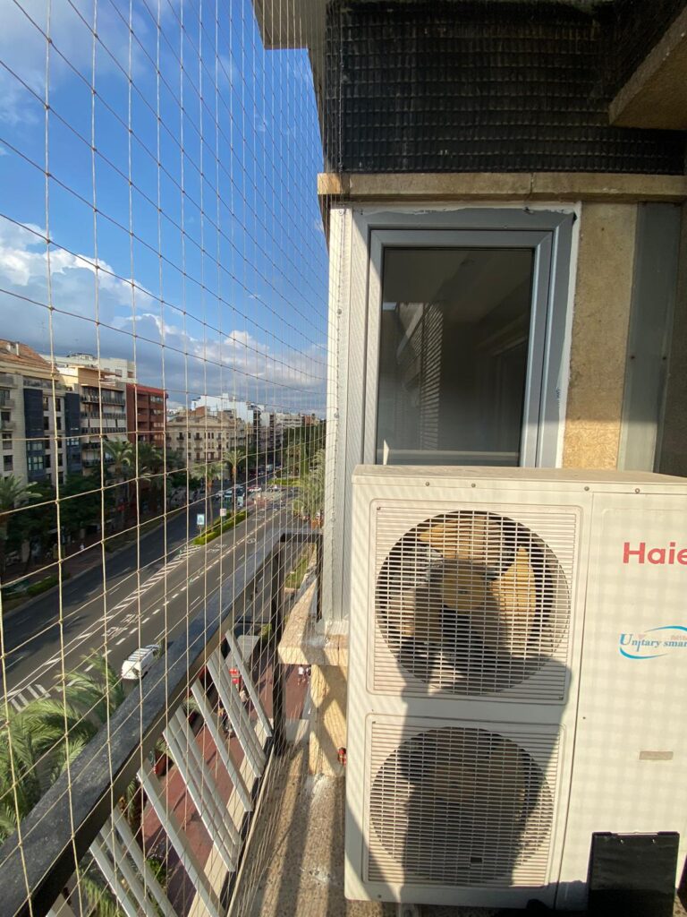 Instalación de red para niños CALLE GRAN VIA GERMANIAS 46006 Valencia